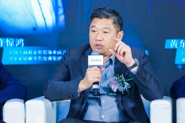广东省门业协会会长、派雅门窗董事长李钧洪 广东省门业协会会长、派雅门窗董事长李钧洪